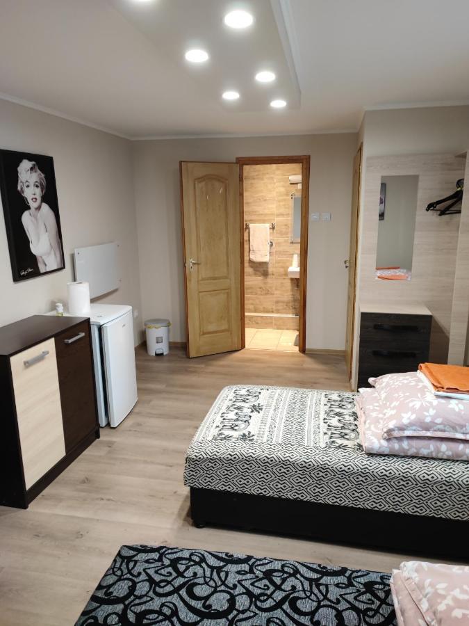 Havanna Etterem Es Vendeghaz Hotel Putnok Екстериор снимка